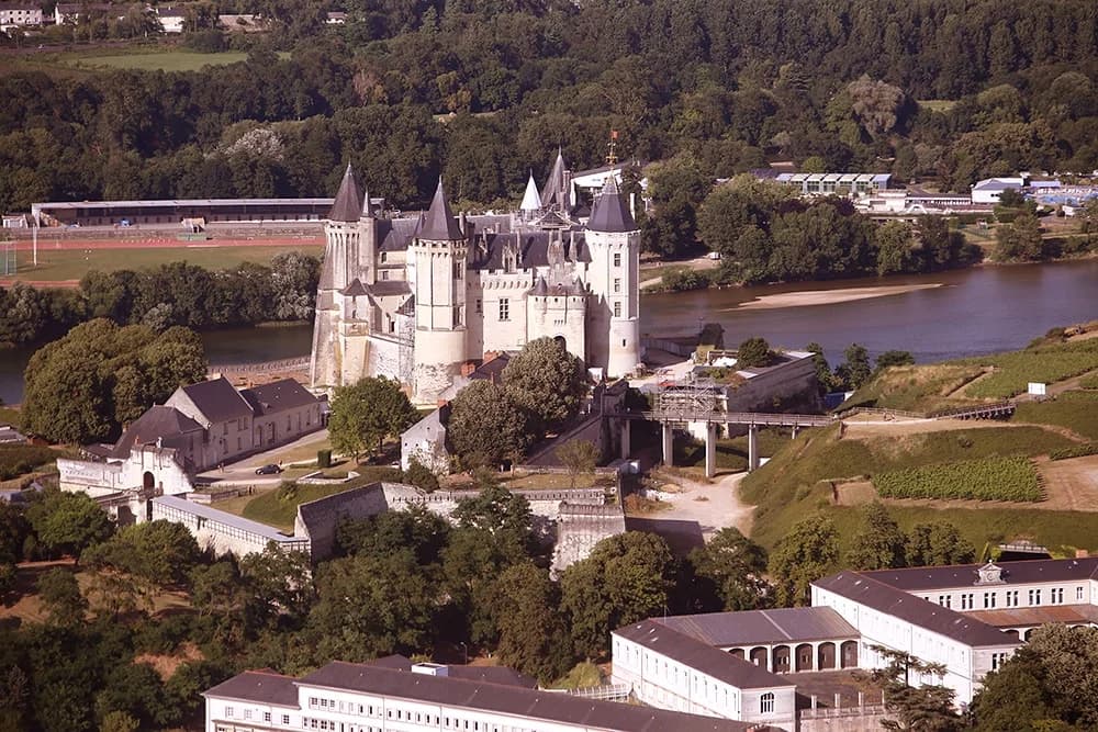 Baptême de l'air en ULM autour de la vallée de la Loire et de ses châteaux Baptême de l'air en ULM autour de la vallée de la Loire et de ses châteaux