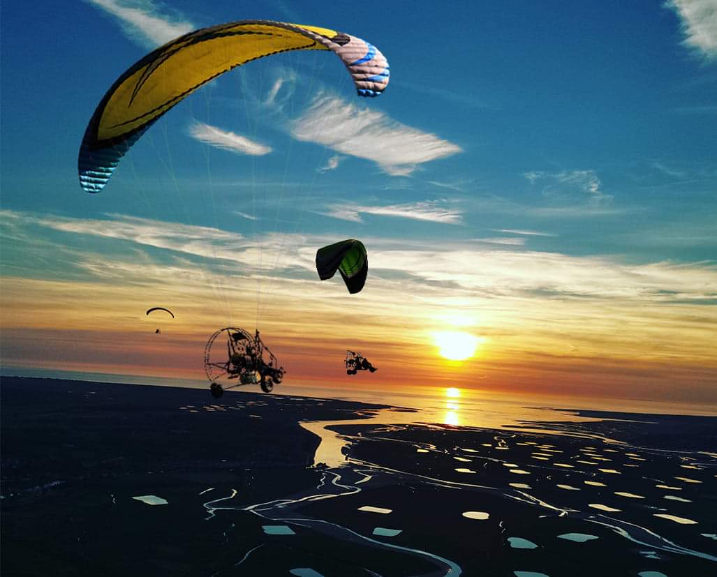 Baptême en ULM paramoteur en baie de somme prés d'Abbeville Baptême en ULM paramoteur en baie de somme prés d'Abbeville